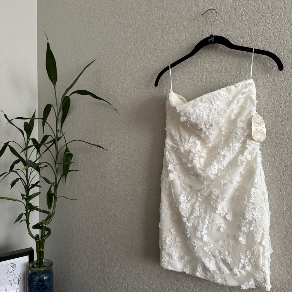 Strapless floral white mini dress